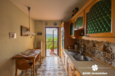 Küche OG - BERK Immobilien – Einfamilienhaus zum Wohlfühlen mit Panoramablick & Waldrandlage in Klingenberg/Röllfeld