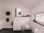 Separates Bad am Elternschlafzimmer