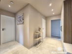 Flur / Eingang - RESERVIERT – BERK Immobilien – frisch sanierte & sonnige 4-Zimmer-Wohnung mit Balkon, Terrasse & Garten in Krombach