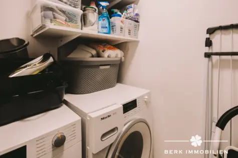 BERK Immobilien – moderne & bezugsfertige 3-Zimmer-Wohnung mit gemütlicher Terrasse in Goldbach - HWR mit Anschluss für WM/Trockner (130286)