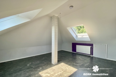 BERK Immobilien – Seltene Gelegenheit: Maisonettewohnung mit Charme in Waldrandlage von Obertshausen - Dachstudiozimmer (124520)