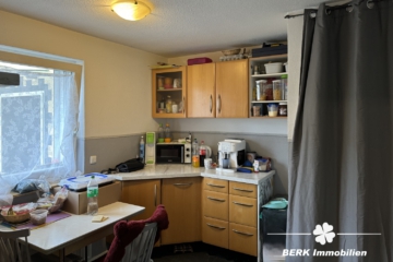 BERK Immobilien – Ihr neues Zuhause mit viel Platz und Potenzial in Erlenbach am Main - Küche (106541)