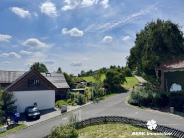 BERK Immobilien – Modernisiertes Einfamilienhaus mit Charme und Potenzial in Mömbris-Gunzenbach - schnell im Günen (106955)