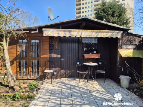 BERK Immobilien – modernisierte 4-Zimmer-Whg mit Aussicht & optionalem eigenen Gartengrundstück - Gartenhäuschen (118108)
