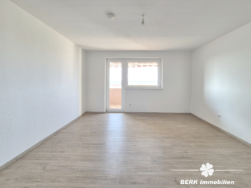 BERK Immobilien – modernisierte 4-Zimmer-Whg mit Aussicht & optionalem eigenen Gartengrundstück - Schlafzimmer (118099)