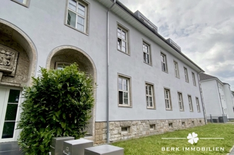 BERK Immobilien – Repräsentative & moderne Büro- oder Praxisfläche in historischem Ambiente - rechter Gebäudeflügel (128407)