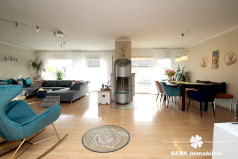 BERK Immobilien – Großzügig und Hell – 5 – Zimmer Eigentumswohnung in ruhiger Lage von Stockstadt - Wohn- /Esszimmer (114941)