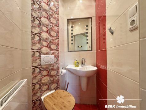 BERK Immobilien – Charmante Doppelhaushälfte mit vielseitigen Nutzungsmöglichkeiten in Offenbach-Bürgel - Bild (118580)