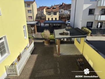 BERK Immobilien – Charmante Doppelhaushälfte mit vielseitigen Nutzungsmöglichkeiten in Offenbach-Bürgel - Bild (104301)