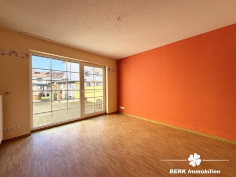 BERK Immobilien – Charmante Doppelhaushälfte mit vielseitigen Nutzungsmöglichkeiten in Offenbach-Bürgel - Bild (118576)