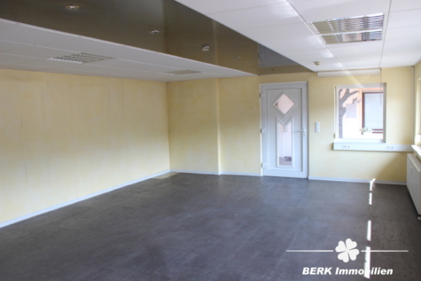 BERK Immobilien – Mehrfamilienhaus mit vielen Möglichkeiten – Selbstnutzer oder Kapitalanlage in Hardheim – Bretzingen - BERK Immobilien - Büro (117501)