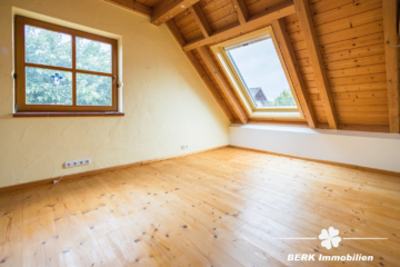 RESERVIERT – BERK Immobilien – Gemütliche Doppelhaushälfte in ruhiger Lage von Kleinwallstadt - Schlafraum OG (106319)