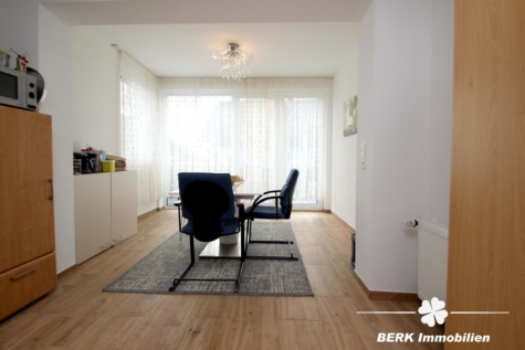 BERK Immobilien – TOP – saniertes 3-FH für Kapitalanleger; anfängliche Netto-Rendite 4,39% - Esszimmer Wohnung OG (124888)