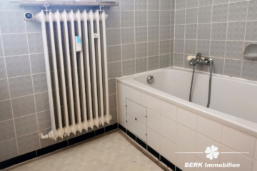 VERKAUFT – BERK Immobilien – Siedlungshaus mit Anbau und großem Garten in Hainburg zu verkaufen - BERK Immobilien - Bad EG (104773)