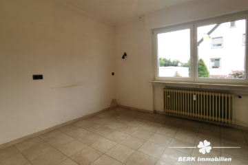 VERKAUFT – BERK Immobilien – Siedlungshaus mit Anbau und großem Garten in Hainburg zu verkaufen - BERK Immobilien - Wohnküche EG (104775)