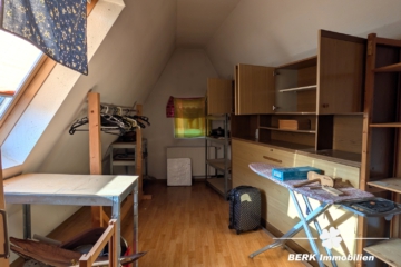 BERK Immobilien – Historisches Gebäude mit Gastgewerbe und Wohnung in Leidersbach - Stauraum DG (110590)