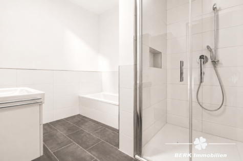 BERK Immobilien – Für Paare die das Besondere suchen - Badezimmer (124264)