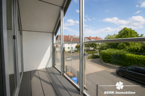 BERK Immobilien – Für Paare die das Besondere suchen - Balkon v. Zimmer I (124266)