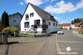 Ansicht - BERK Immobilien – Top gepflegtes ZFH mit gemütlichem Garten in schöner Lage von Laufach