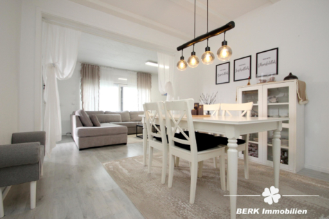 BERK Immobilien – Top gepflegtes ZFH mit gemütlichem Garten in schöner Lage von Laufach - EG- Wohn- und Essbereich (115571)