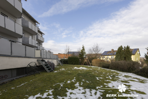 BERK Immobilien – gemütliche 3-Zimmer-Erdgeschosswohnung mit großer Terrasse, Balkon & Gartenzugang - Gemeinschaftsgarten (116675)