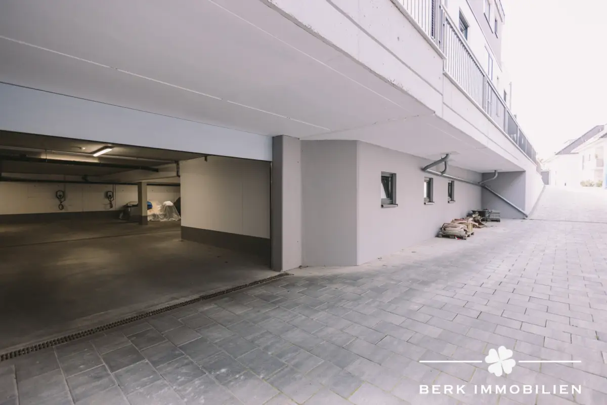Tiefgaragenabfahrt