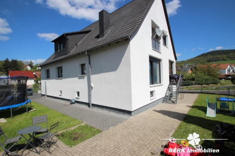 BERK Immobilien – Großzügiges Zweifamilienhaus mit viel Potenzial in Laufach - Rückansicht (123397)