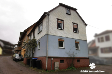 BERK Immobilien – Zwei in einem als Kapitalanlage: Zwei Wohneinheiten, ca. 6 % Rendite in Eschau - Außenansicht rechtes Haus (109390)
