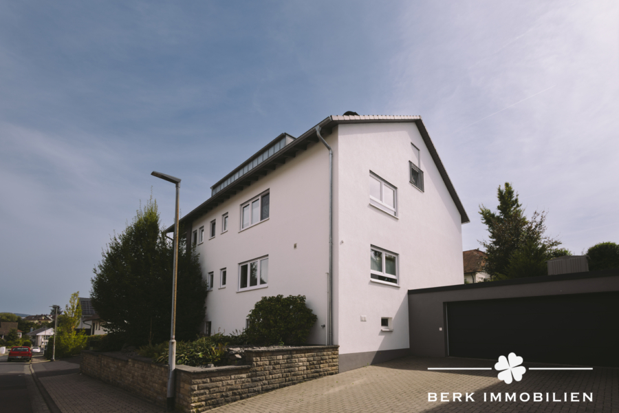 Straßenansicht