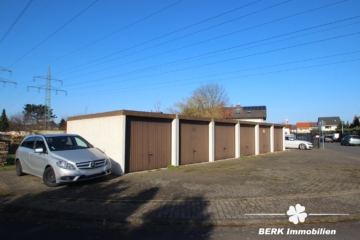 BERK Immobilien – Bebautes Garagen- und Stellplatzgrundstück im Wohngebiet – einmalige Gelegenheit! - Bild (117095)