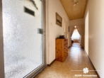 EG Eingangsbereich (ETW 1) - BERK Immobilien – Großzügiges Zweifamilienhaus mit Garten, Hof und Doppelgarage