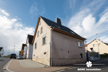 BERK Immobilien – charmantes & liebevoll renoviertes EFH zentral in Johannesberg - Straßenansicht II (106831)