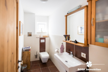 BERK Immobilien – charmantes & liebevoll renoviertes EFH zentral in Johannesberg - WC EG (106837)