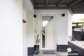 Eingangstüre - BERK IMMOBILIEN – Wohnkomfort auf zwei Ebenen: 5-Zimmer-Maisonettewohnung in Schaafheim-Radheim
