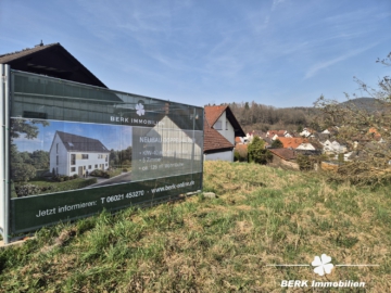 BERK Immobilien – moderne Neubau-Doppelhaushälfte in Sailauf. Ideal für Familien, mit förderfähigem KfW40-Standard - Grundstück (112125)