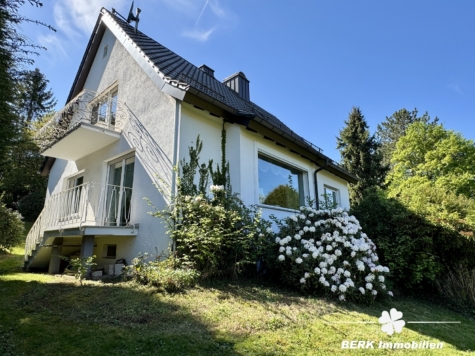 BERK Immobilien – Privates Wohnidyll im Grünen – Stilvoll leben auf parkähnlichem Grundstück - Haupthaus (118427)