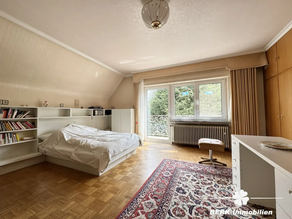 Schlafzimmer 1