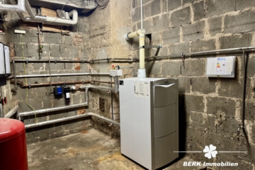 BERK Immobilien – „Zwei Häuser – Ein Preis, mit Entwicklungspotenzial“ - Gastherme Geschäftshaus (106883)