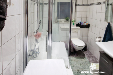 BERK Immobilien – Vermietetes Dreifamilienhaus als Kapitalanlage in Leidersbach - Bad EG (116134)