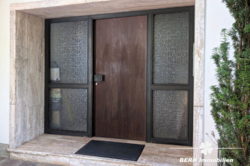 BERK Immobilien – Mehr als nur eine ETW in Laudenbach – Garten, Ausbaufläche, einzigartiger Ausblick - Eingang aussen (118201)