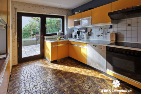 BERK Immobilien – Mehr als nur eine ETW in Laudenbach – Garten, Ausbaufläche, einzigartiger Ausblick - Küche (118186)