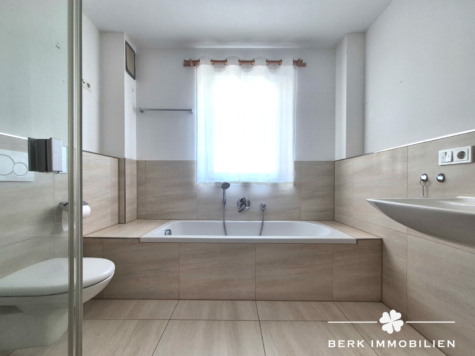BERK Immobilien – 3-Zimmer-ETW in Kahl a. M. – modern, gut geschnitten & in toller Wohnlage - Badezimmer (127026)