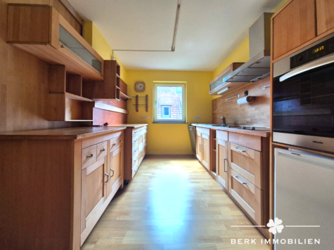 BERK Immobilien – 3-Zimmer-ETW in Kahl a. M. – modern, gut geschnitten & in toller Wohnlage - Küche (127035)