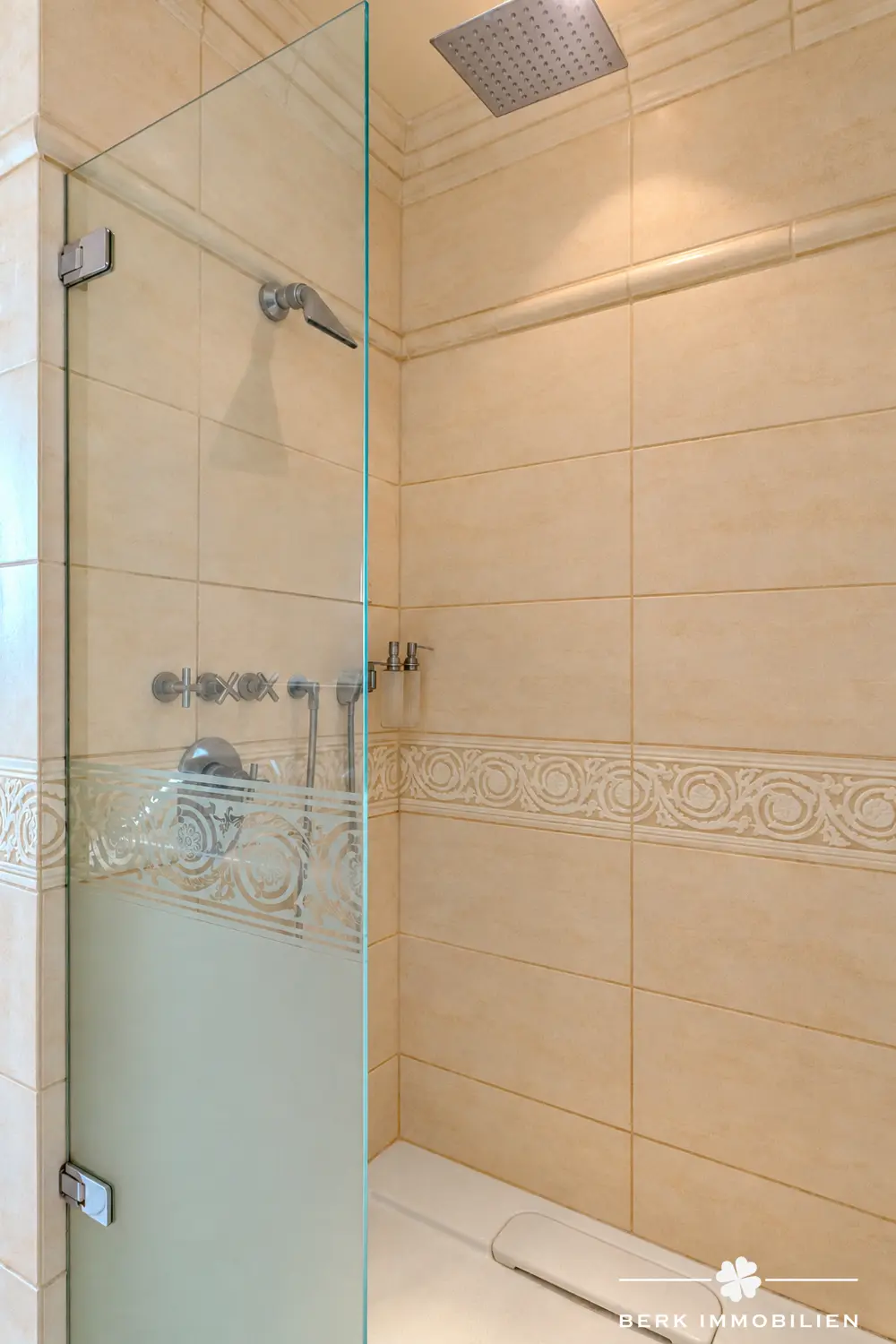Dusche