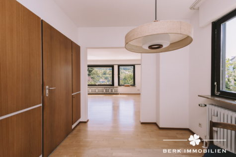 BERK Immobilien – Wohnen mit Weitblick und großem Garten in Grünmorsbach - Essbereich EG (126770)