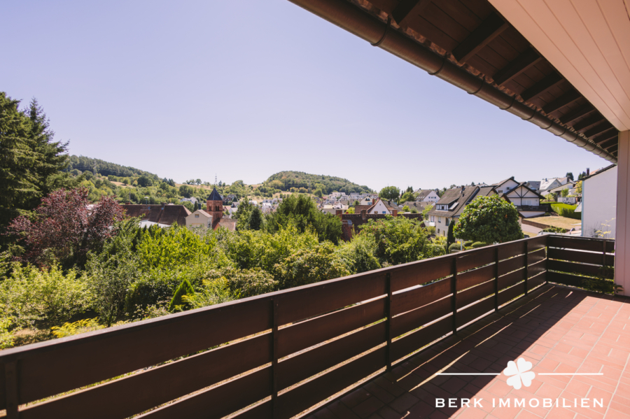 Balkon EG
