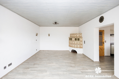 *Reserviert*BERK Immobilien – großzügiges Wohnhaus in Mömbris-Rothengrund mit zwei abgetrennten Wohneinheiten - OG Wohnbereich (116271)