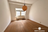 Schlafzimmer - BERK Immobilien – Wohn- und Geschäftshaus in zentraler Lage von Miltenberg