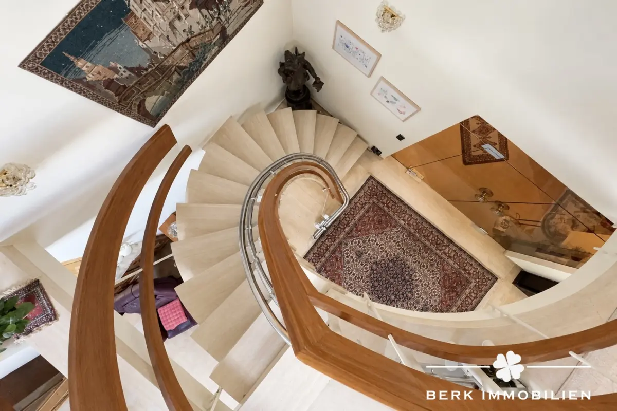 Elegante Wendeltreppe