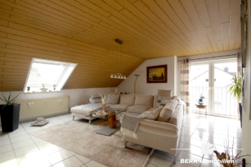 BERK Immobilien – gepflegte und gut geschnittene 4-Zimmer-ETW in bester Lage von Kleinostheim - Wohnbereich (107913)